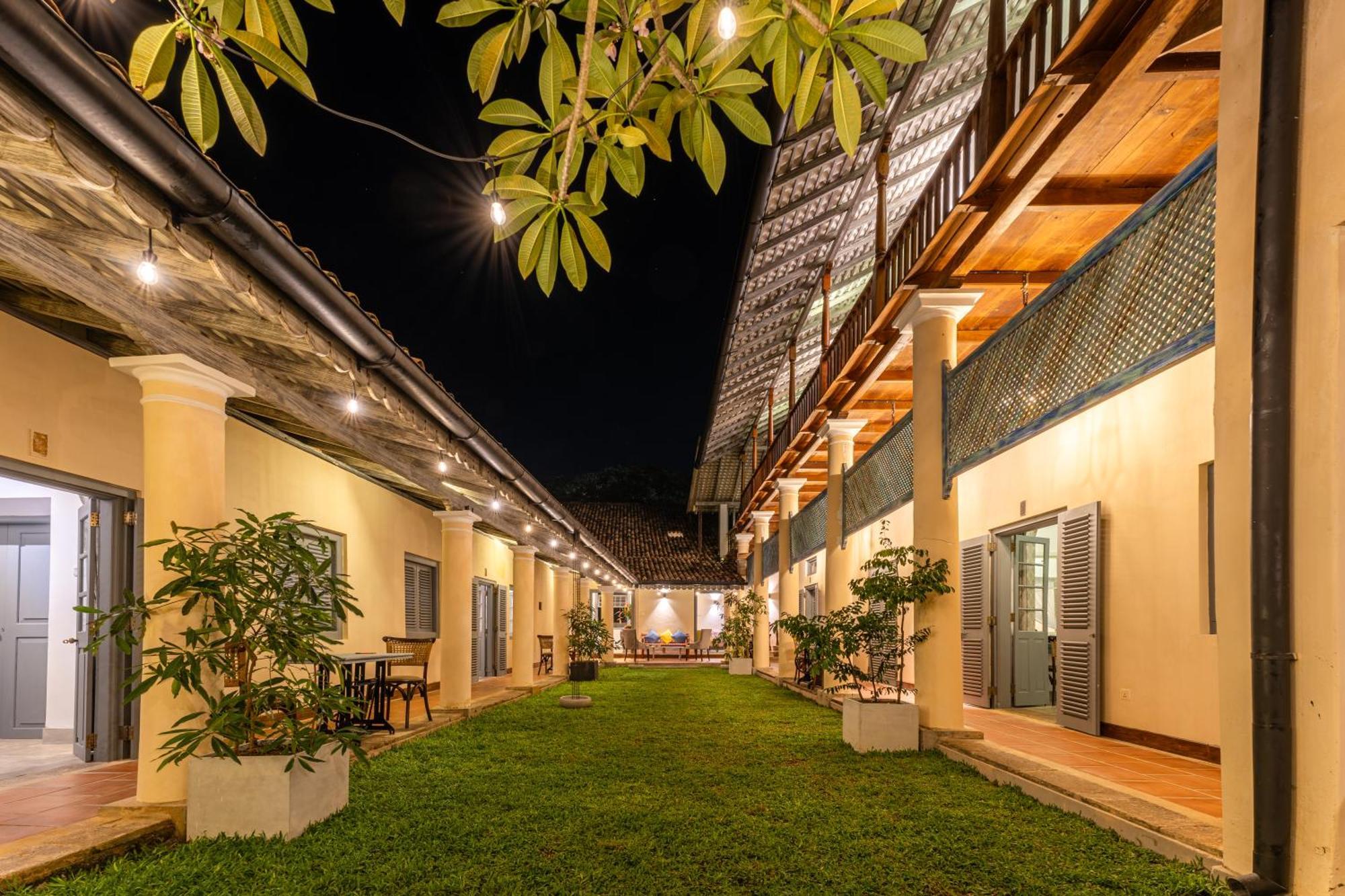 The Dutch Bungalow Galle Exterior photo